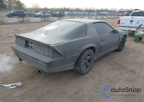 1988 Chevrolet Camaro z USA, uszkodzony, nr VIN 1G1FP2183JL160887